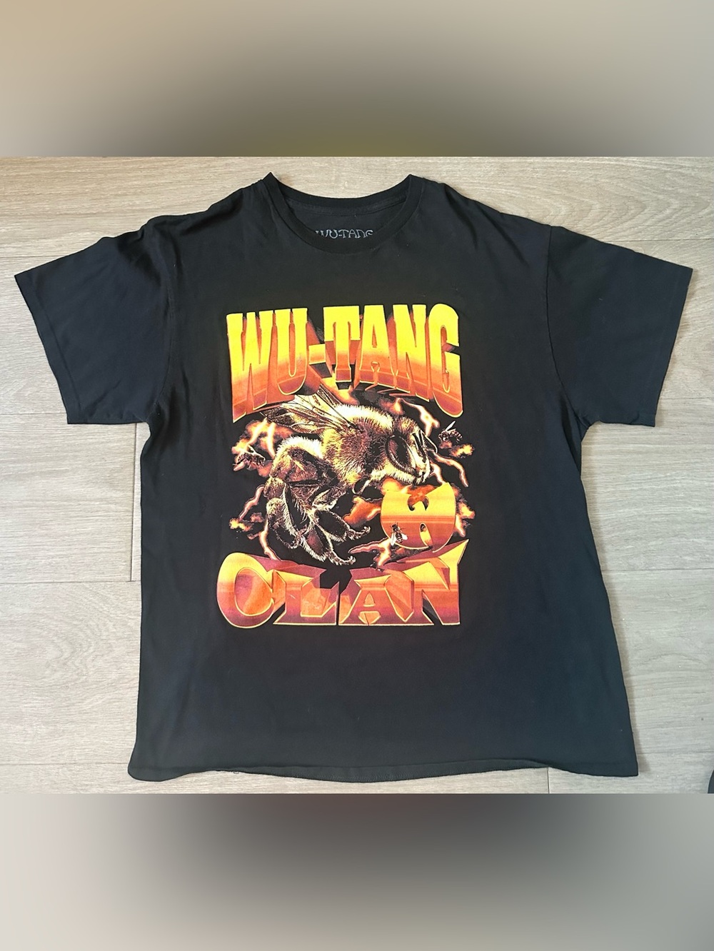 Wu-Tang Clan Graphic Tee Black Bee Logo Shirt Size Large